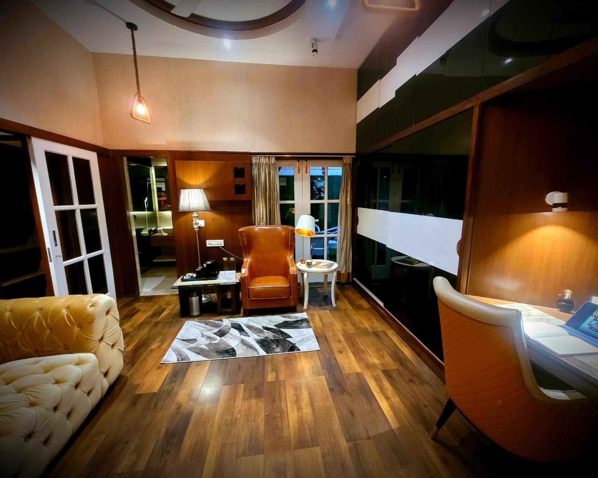Victorian Elegance Luxury Stays Amritsar Exterior foto